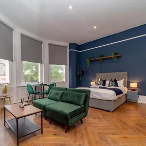 Flash Sale City Centre Seafront Studio Bn12sil01 Apartment Brighton