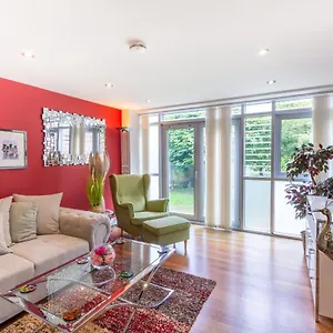 Luxury At The Brunswick - Free Parking-4 Bedrooms Holiday home Brighton