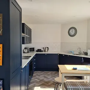 Yorkshire Rose Apartment