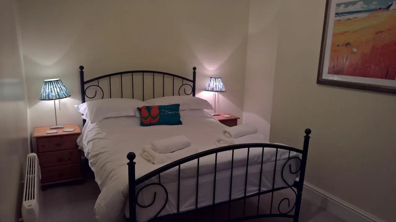 דירה סקארבורו 13 Princess Royal Terrace